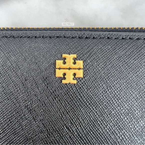 Tory Burch Emerson Slim Wallet In Black - Picture 2 of 7